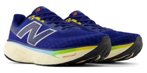 Tênis de corrida com cabedal e língua azul marinho e entressola larga branca