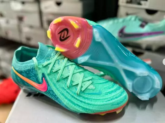 Foto de review Nike Phantom GX II Elite